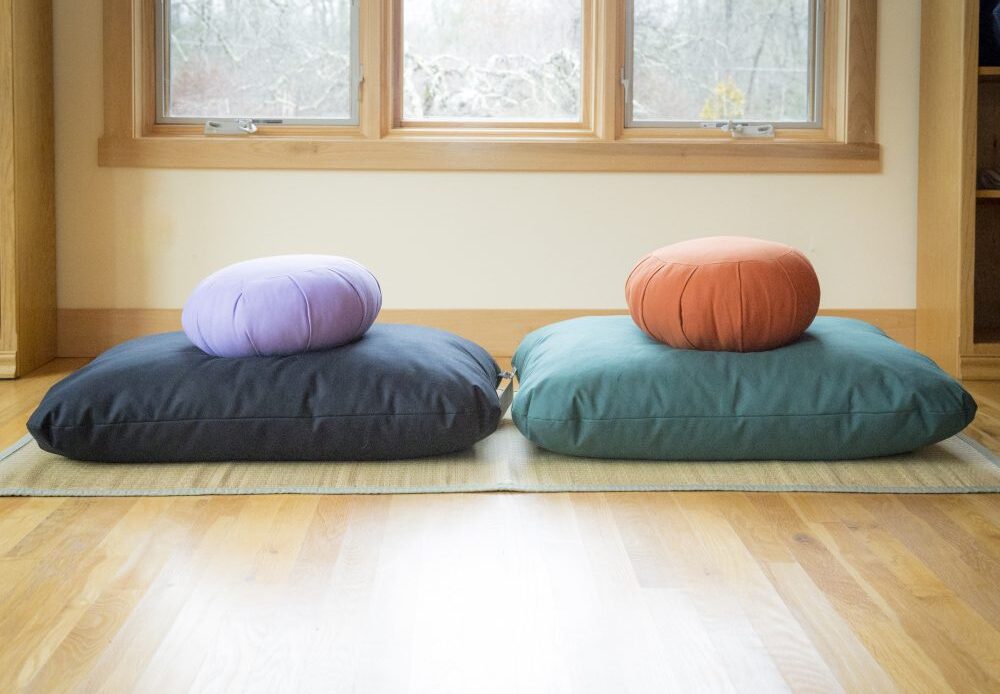 how to choose meditation cushion