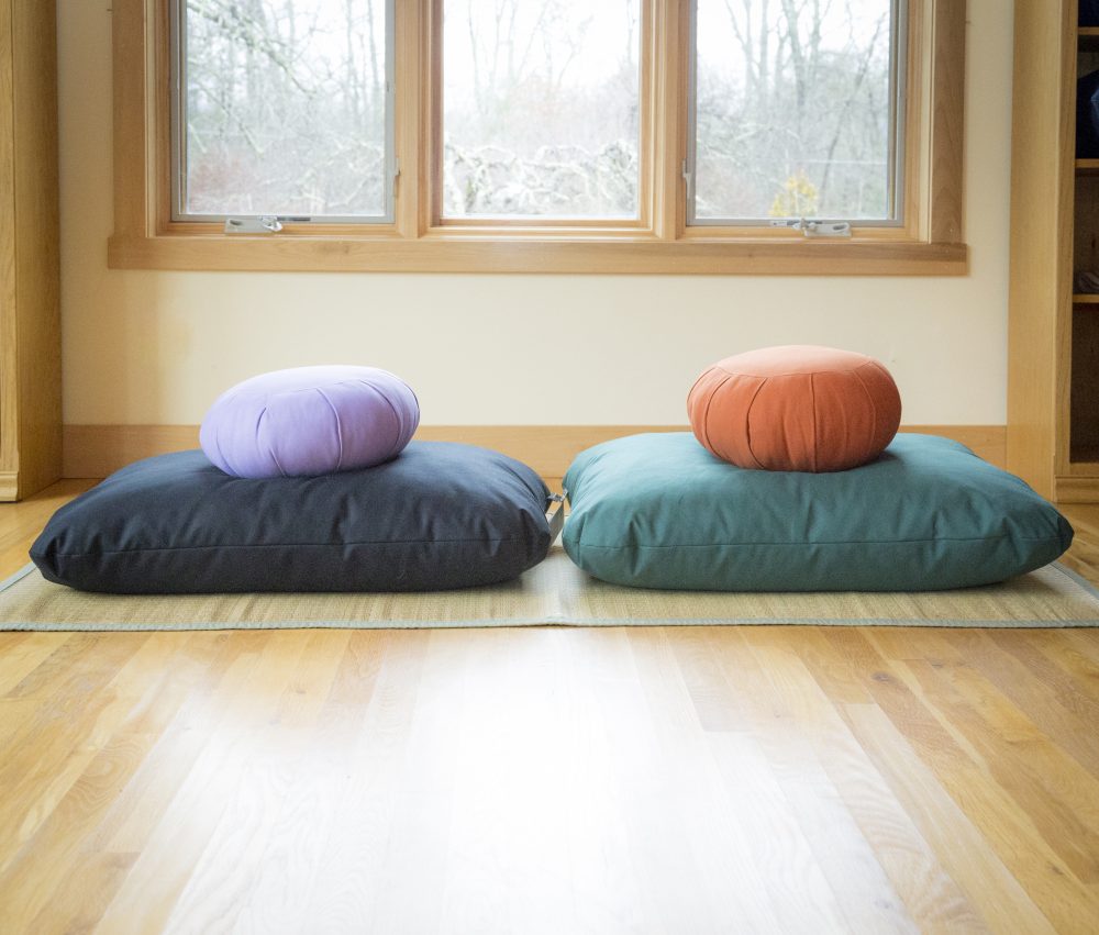 how to choose meditation cushion