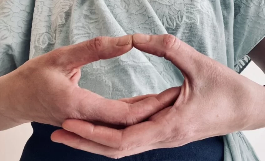 mudras finger pose gesture for meditation