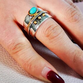 Vintage-Tibet-Boho-Meditation-Ring-Two-Tone-Green-Stone-Ancient-Silver-Color-Carved-Oval-Blue-Stone