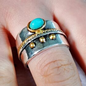 Vintage-Tibet-Boho-Meditation-Ring-Two-Tone-Green-Stone-Ancient-Silver-Color-Carved-Oval-Blue-Stone