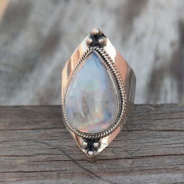 Vintage-Tibetan-Moonstone-Big-Healing-Crystal-Rings-for-Women-Boho-Antique-Indian-Moonstone-Ring-Fine-Jewelry